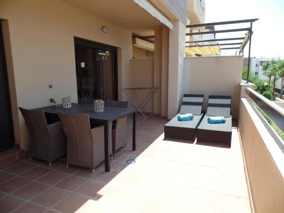 Modern 1 Bedroom Apartment, In لا كالا ذي ميخاس المظهر الخارجي الصورة