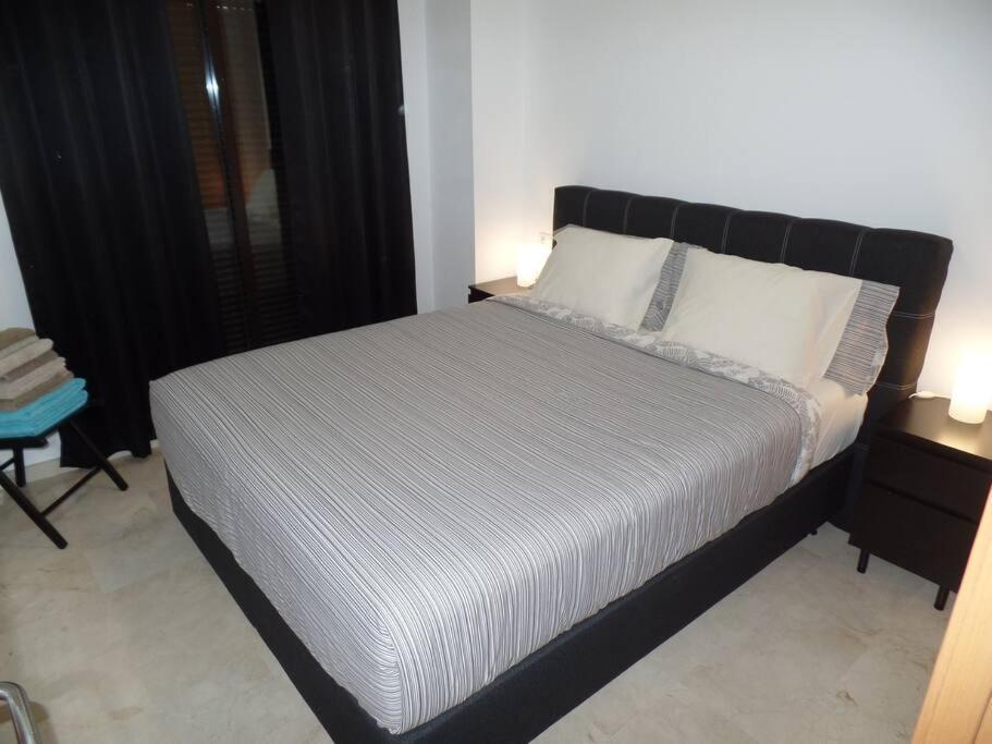 Modern 1 Bedroom Apartment, In لا كالا ذي ميخاس المظهر الخارجي الصورة