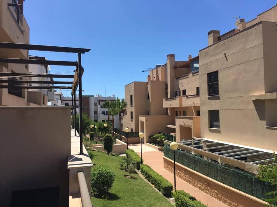 Modern 1 Bedroom Apartment, In لا كالا ذي ميخاس المظهر الخارجي الصورة